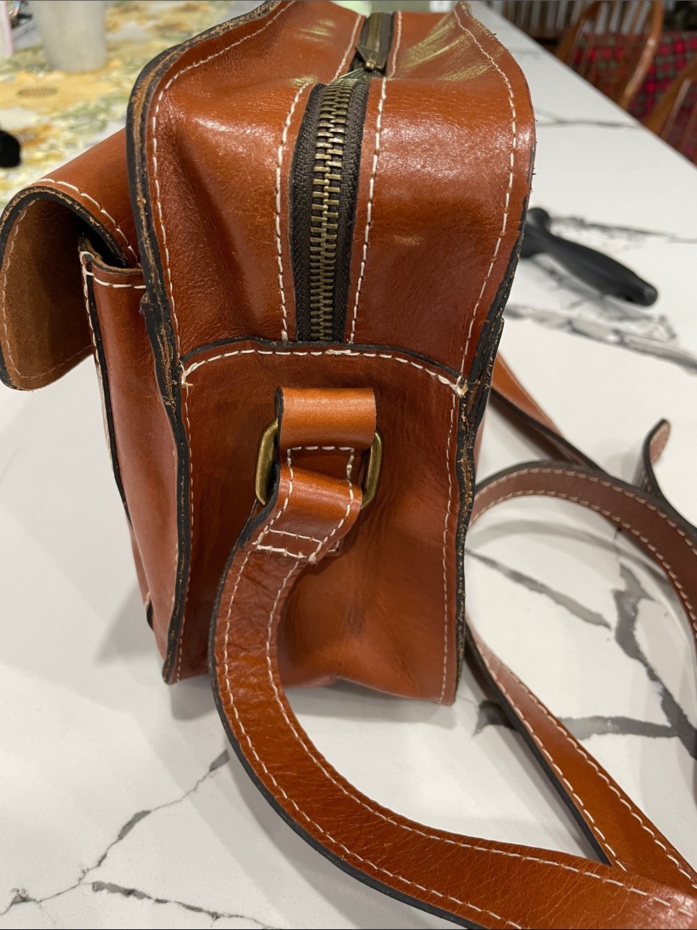 Patricia Nash, leather Beaumont crossbody has some scuff marks. - Picture 11 of 16